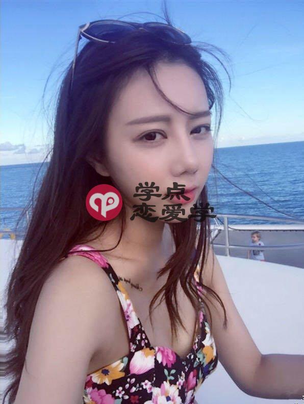 为什么女人喜欢花呢