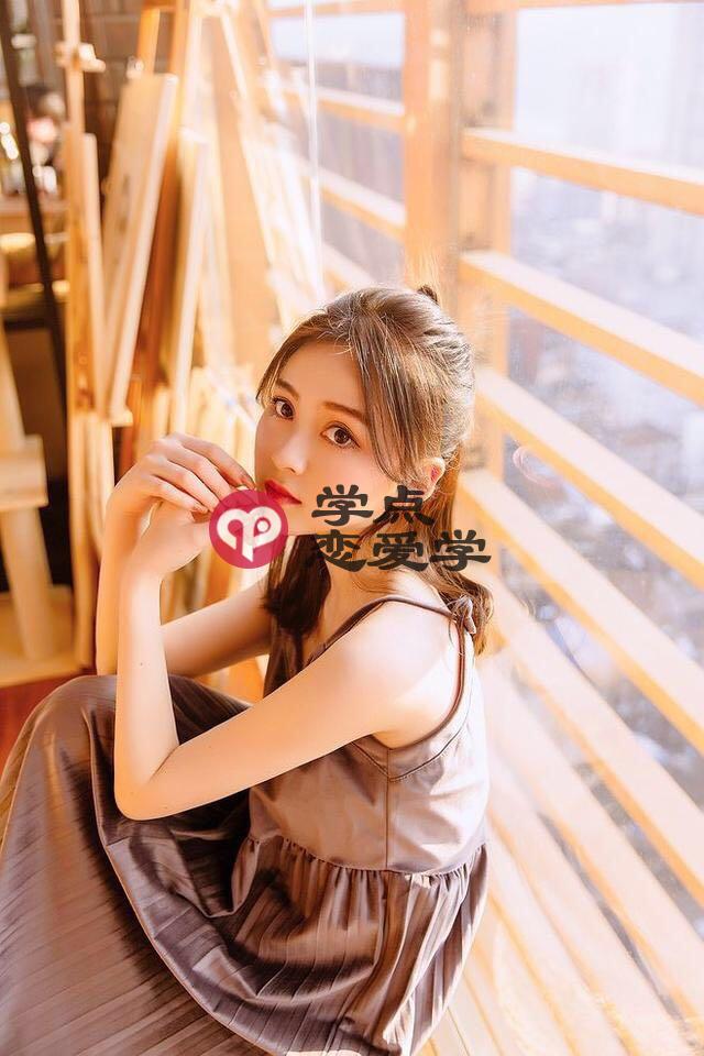 女生拿你当备胎的表现,中一条就赶紧放下她吧