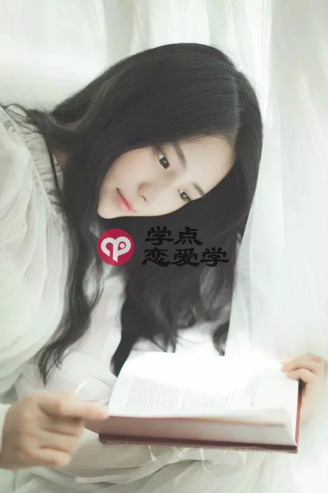 追女生时，判断一个女生能不能追，一顿饭全看出来第二张