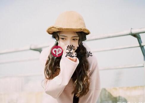 女生说我先忙了怎么回复