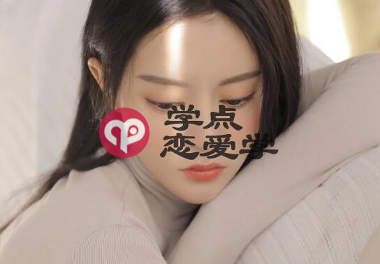 微信撩男朋友秒硬，半夜发什么撩男人