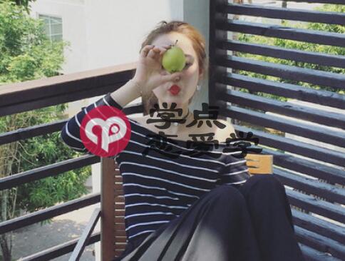 和女生聊天总是找不到话题？怎么办