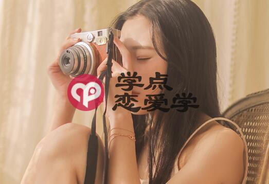 男生碰女生头发的含义