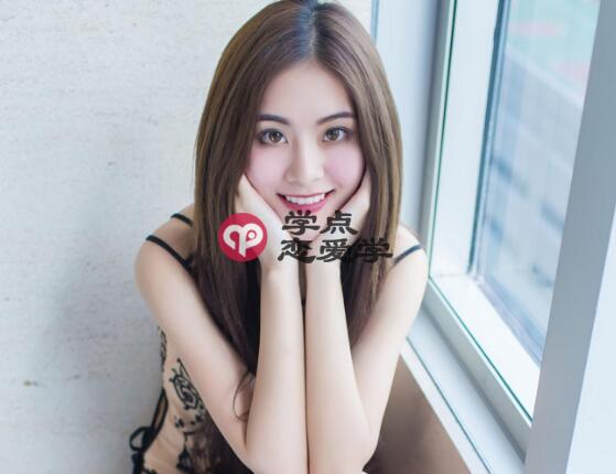 约女生看电影被拒绝了怎么办