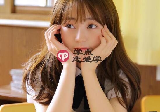 你追的女生跟别的男生也约会说明什么