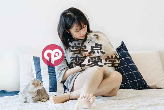 刚认识的怎么撩妹子聊天